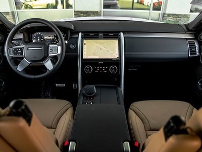 2026 Land Rover Discovery Dynamic SE