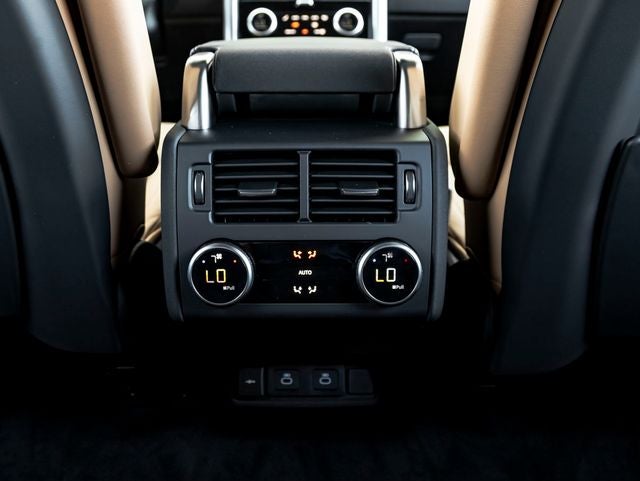 2026 Land Rover Discovery Dynamic SE