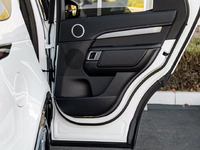 2026 Land Rover Discovery Dynamic SE