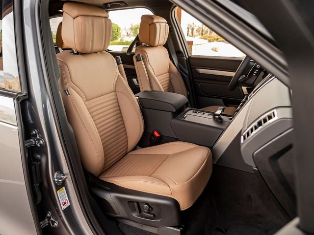 2026 Land Rover Discovery Dynamic SE