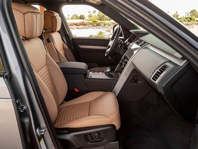 2026 Land Rover Discovery Dynamic SE