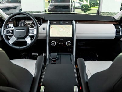 2025 Land Rover Discovery Dynamic SE