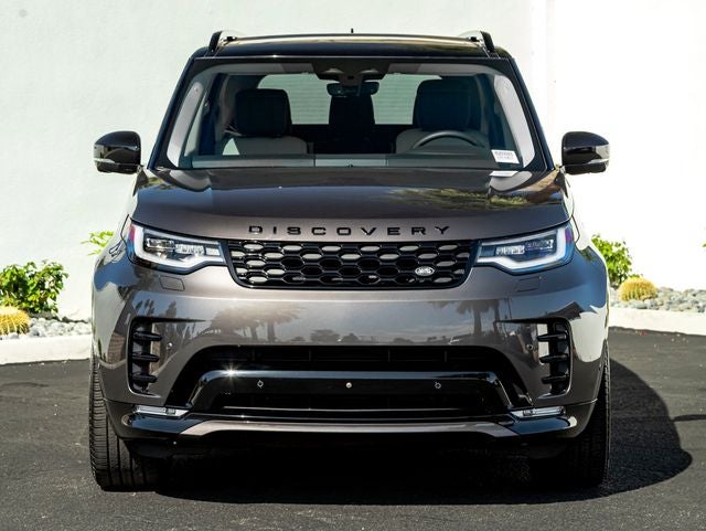 2025 Land Rover Discovery Dynamic SE