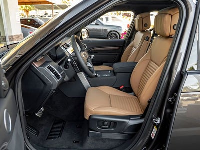 2026 Land Rover Discovery Dynamic SE
