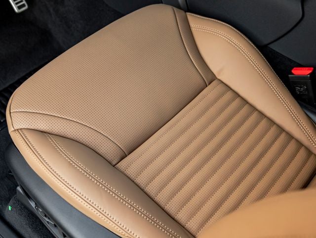 2026 Land Rover Discovery Dynamic SE