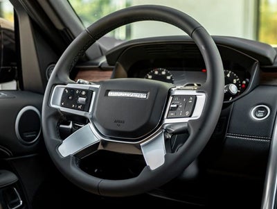 2026 Land Rover Discovery Dynamic SE