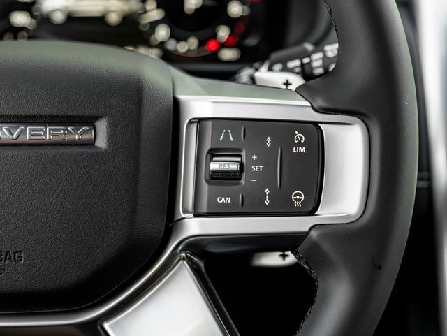 2026 Land Rover Discovery Dynamic SE