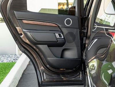 2026 Land Rover Discovery Dynamic SE