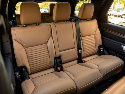 2026 Land Rover Discovery Dynamic SE