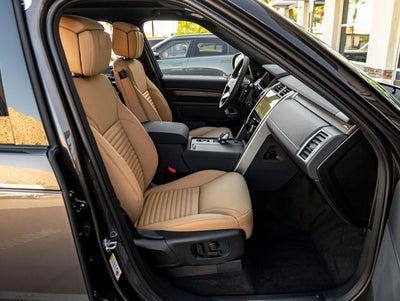 2026 Land Rover Discovery Dynamic SE