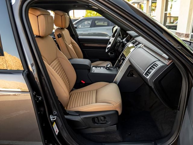 2026 Land Rover Discovery Dynamic SE
