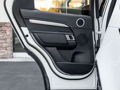 2025 Land Rover Discovery Dynamic SE 35th Edition Pack