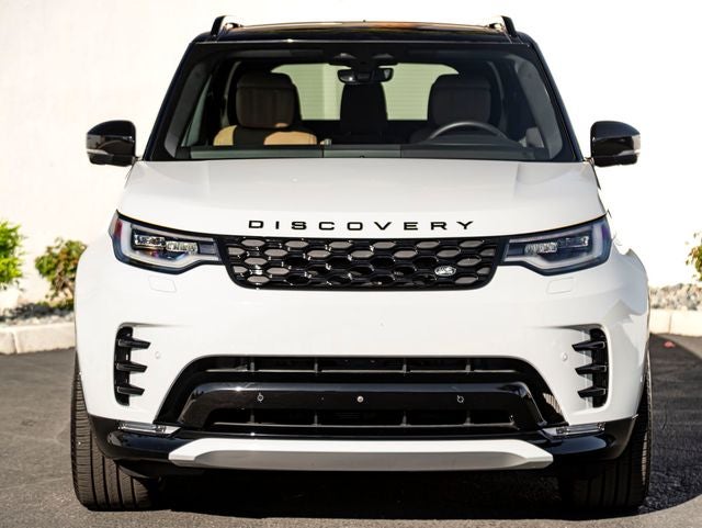 2025 Land Rover Discovery Dynamic SE 35th Edition Pack