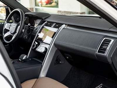 2025 Land Rover Discovery Dynamic SE 35th Edition Pack