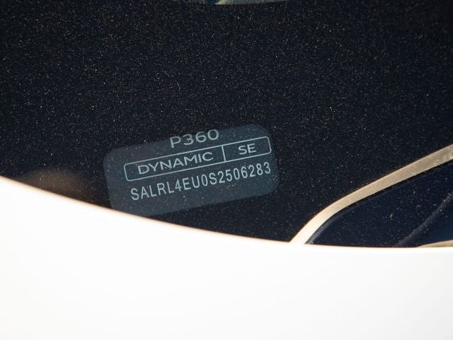 2025 Land Rover Discovery Dynamic SE 35th Edition Pack