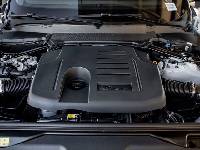 2025 Land Rover Discovery Dynamic SE