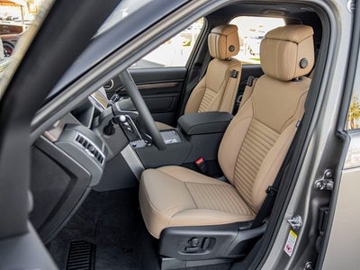 2025 Land Rover Discovery Dynamic SE