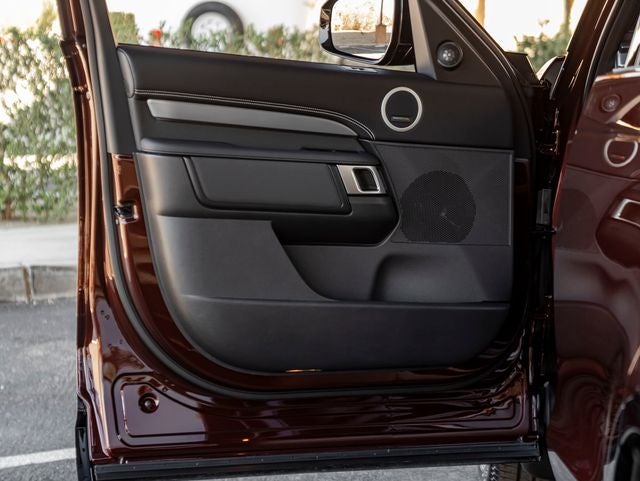 2026 Land Rover Discovery Gemini Edition