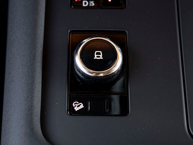 2026 Land Rover Discovery Gemini Edition