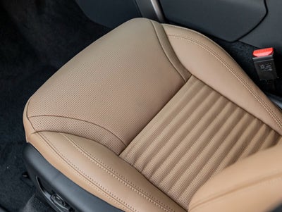 2025 Land Rover Discovery Metropolitan Edition