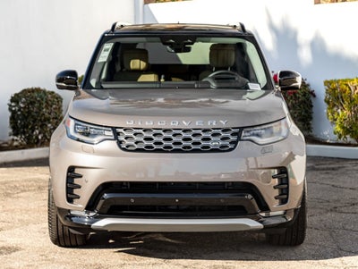 2025 Land Rover Discovery Metropolitan Edition