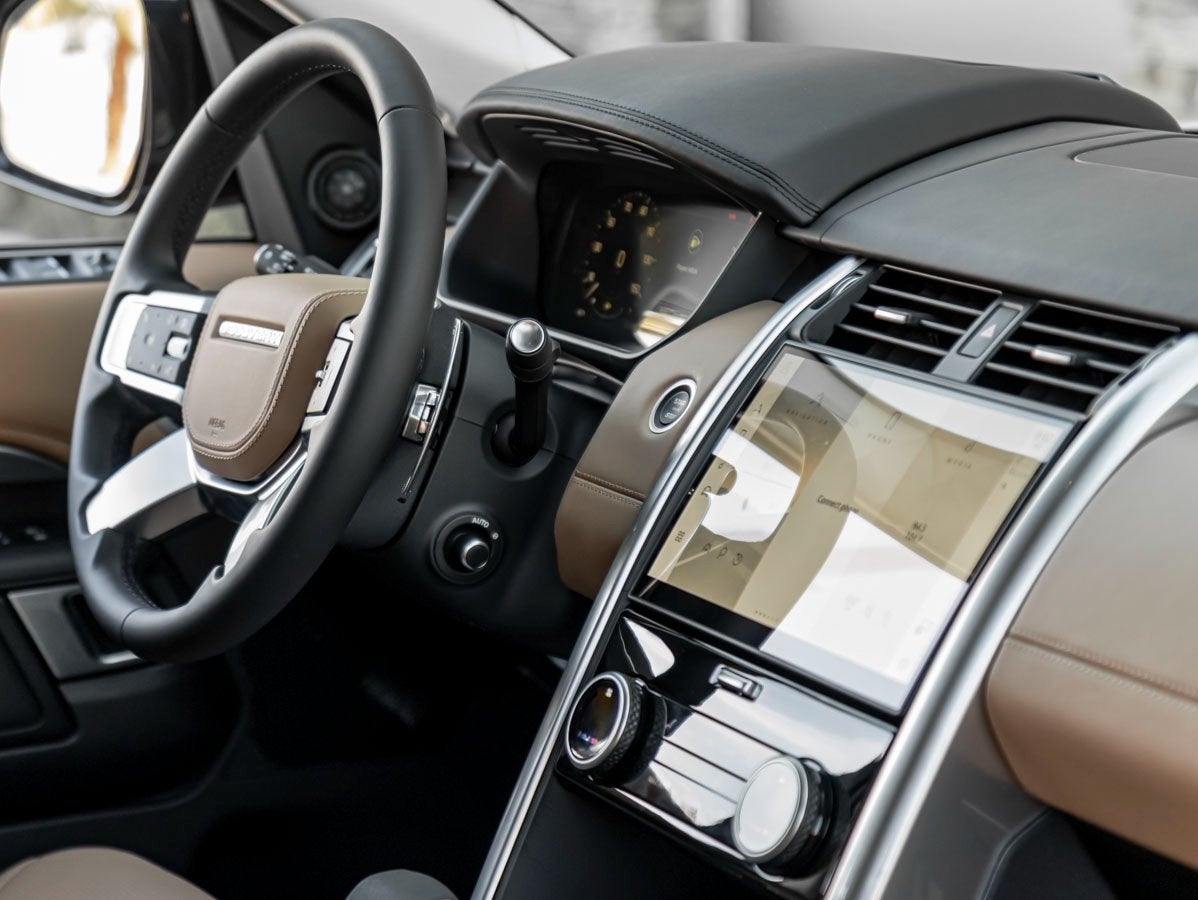 2025 Land Rover Discovery Metropolitan Edition