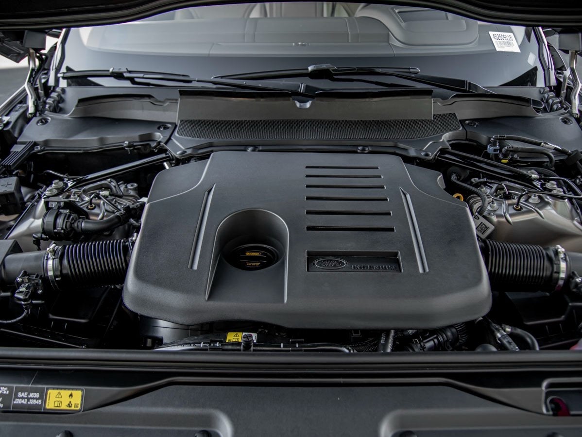 2025 Land Rover Discovery Metropolitan Edition