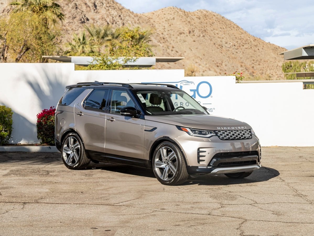 2025 Land Rover Discovery Metropolitan Edition