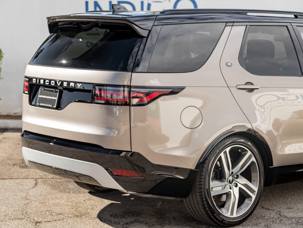 2025 Land Rover Discovery Metropolitan Edition