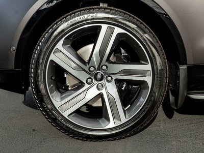 2026 Land Rover Discovery Tempest Edition