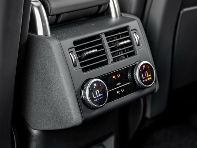 2026 Land Rover Discovery Tempest Edition