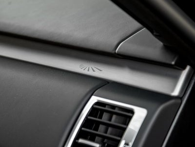 2026 Land Rover Discovery Tempest Edition