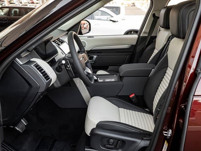 2026 Land Rover Discovery Gemini Edition