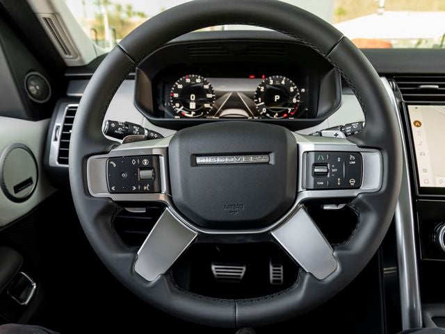2026 Land Rover Discovery Gemini Edition