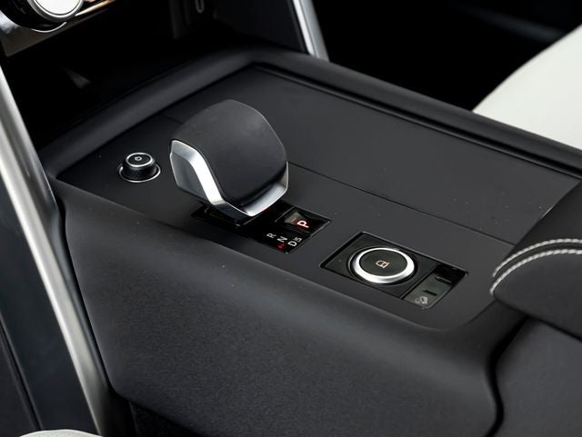 2026 Land Rover Discovery Gemini Edition