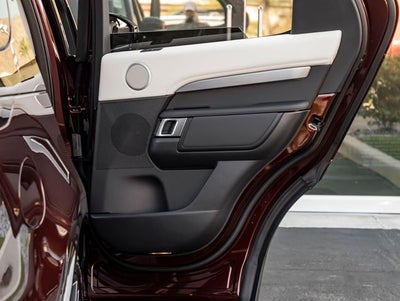 2026 Land Rover Discovery Gemini Edition