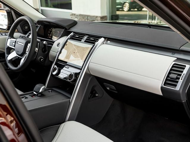 2026 Land Rover Discovery Gemini Edition