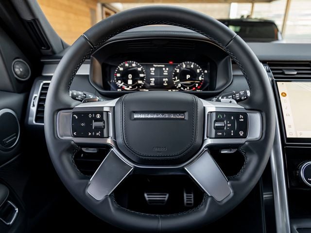 2026 Land Rover Discovery Tempest Edition
