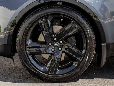 2026 Land Rover Discovery Gemini Edition