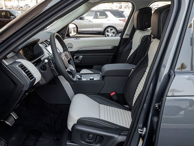 2026 Land Rover Discovery Gemini Edition