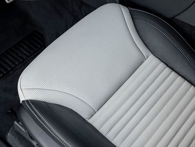 2026 Land Rover Discovery Gemini Edition
