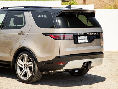 2025 Land Rover Discovery Metropolitan Edition