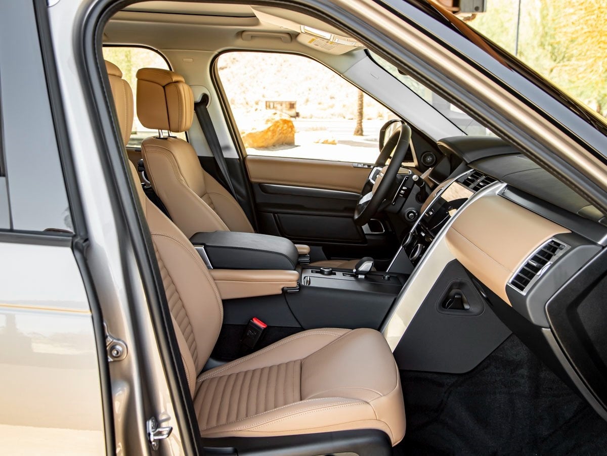 2025 Land Rover Discovery Metropolitan Edition