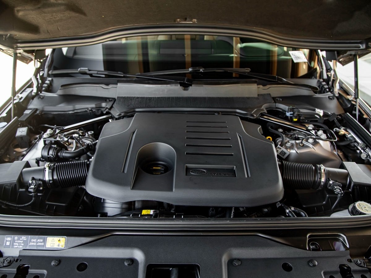 2025 Land Rover Discovery Metropolitan Edition