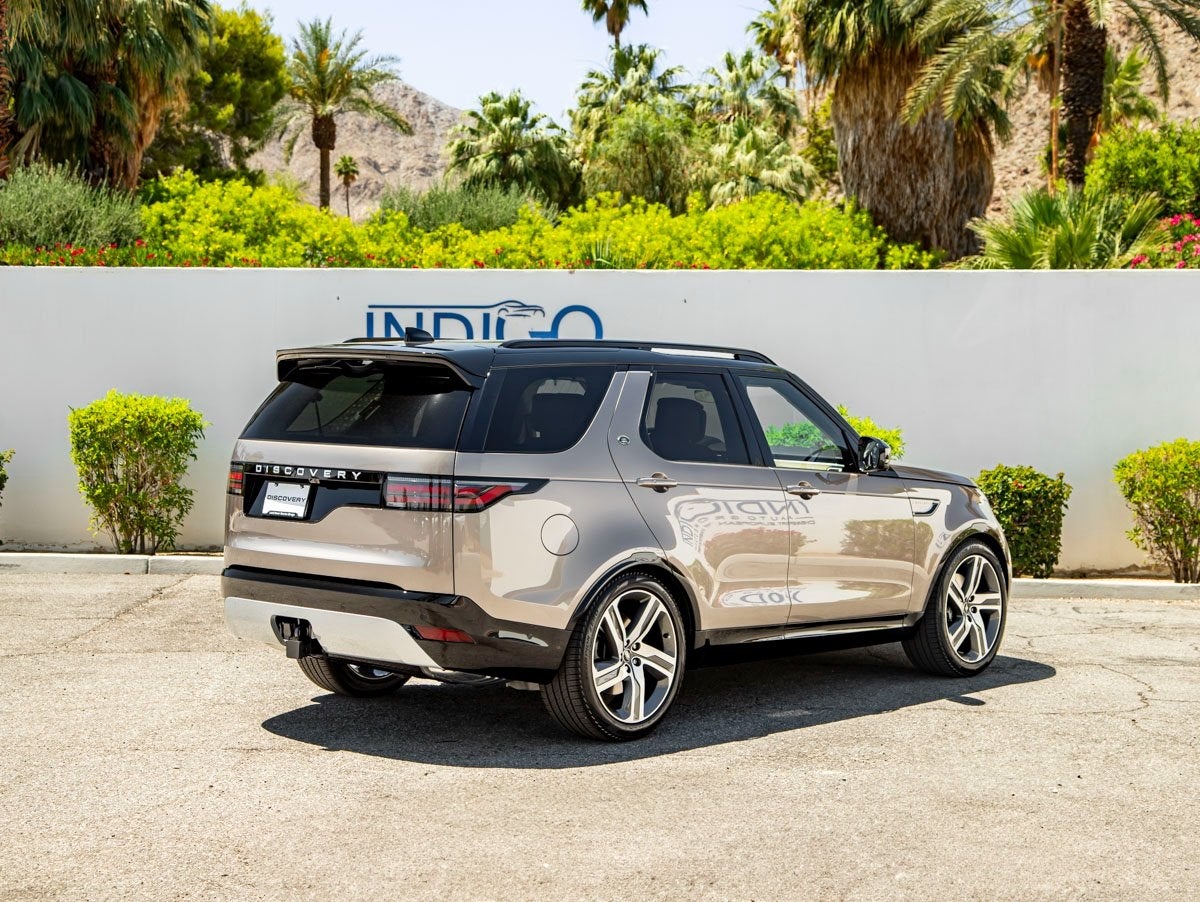 2025 Land Rover Discovery Metropolitan Edition