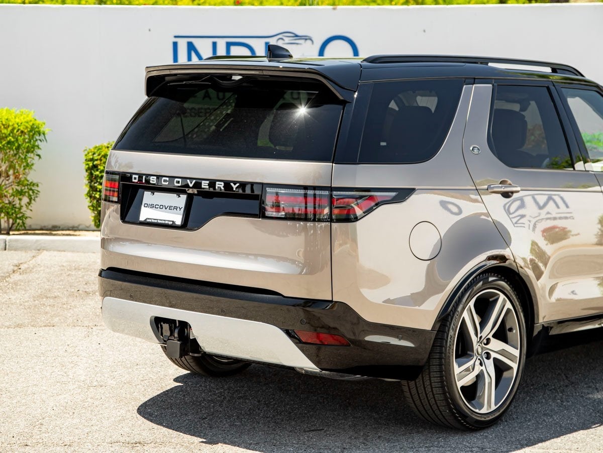 2025 Land Rover Discovery Metropolitan Edition