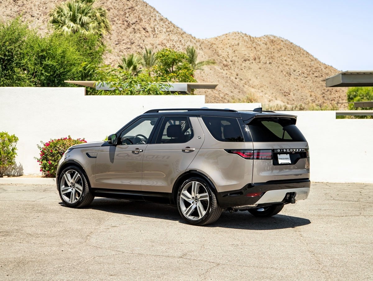 2025 Land Rover Discovery Metropolitan Edition