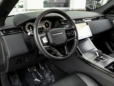 2026 Land Rover Range Rover Velar Dynamic SE