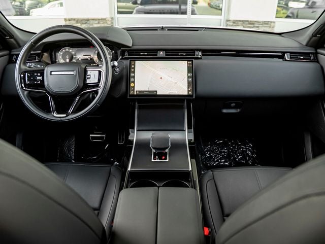 2026 Land Rover Range Rover Velar Dynamic SE