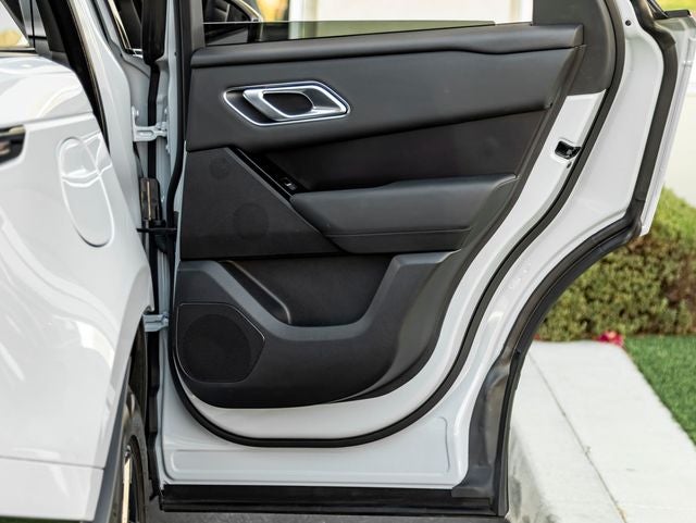 2026 Land Rover Range Rover Velar Dynamic SE